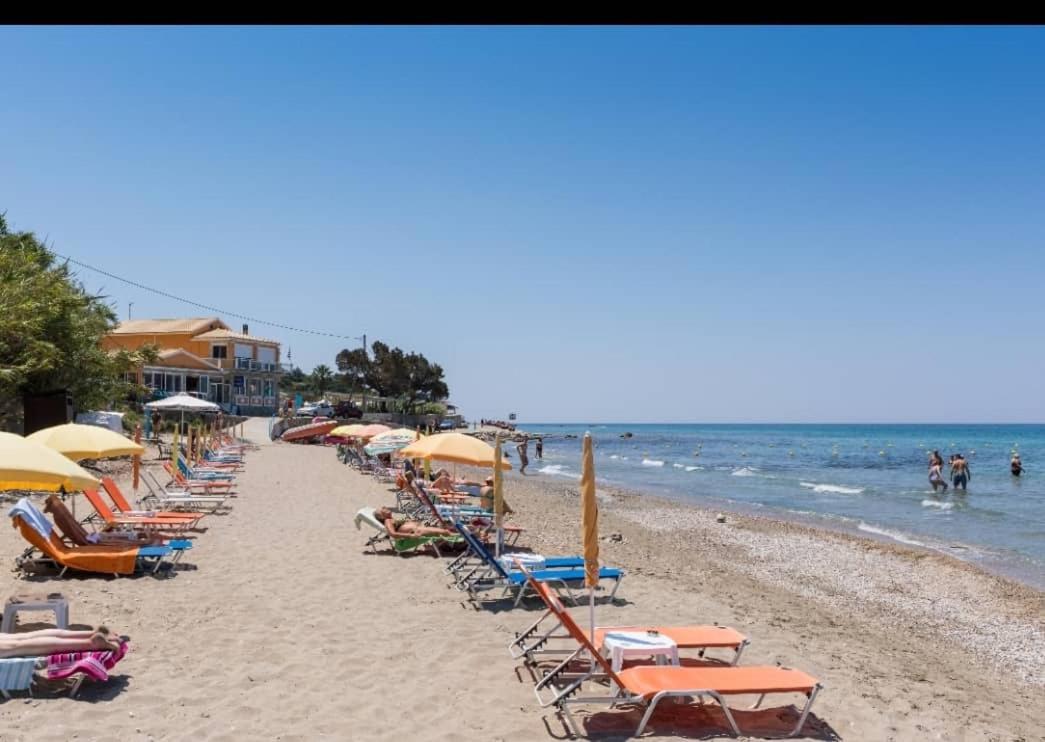 Loukia'S Studios And Apartments Paramonas  Dış mekan fotoğraf